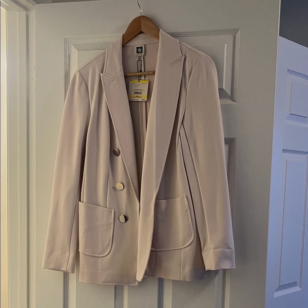 Women's Cream Blazer